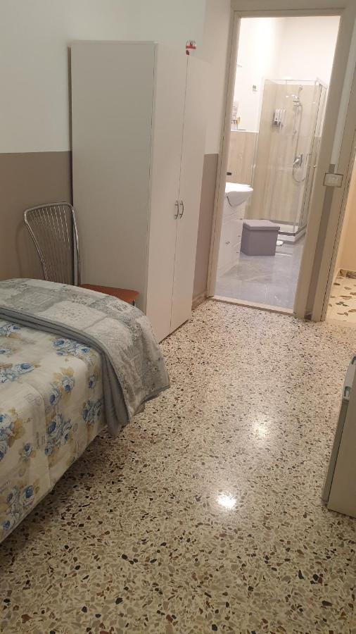 I Mori In Campidoglio Affitta Camere SantʼAgata di Militello Eksteriør bilde